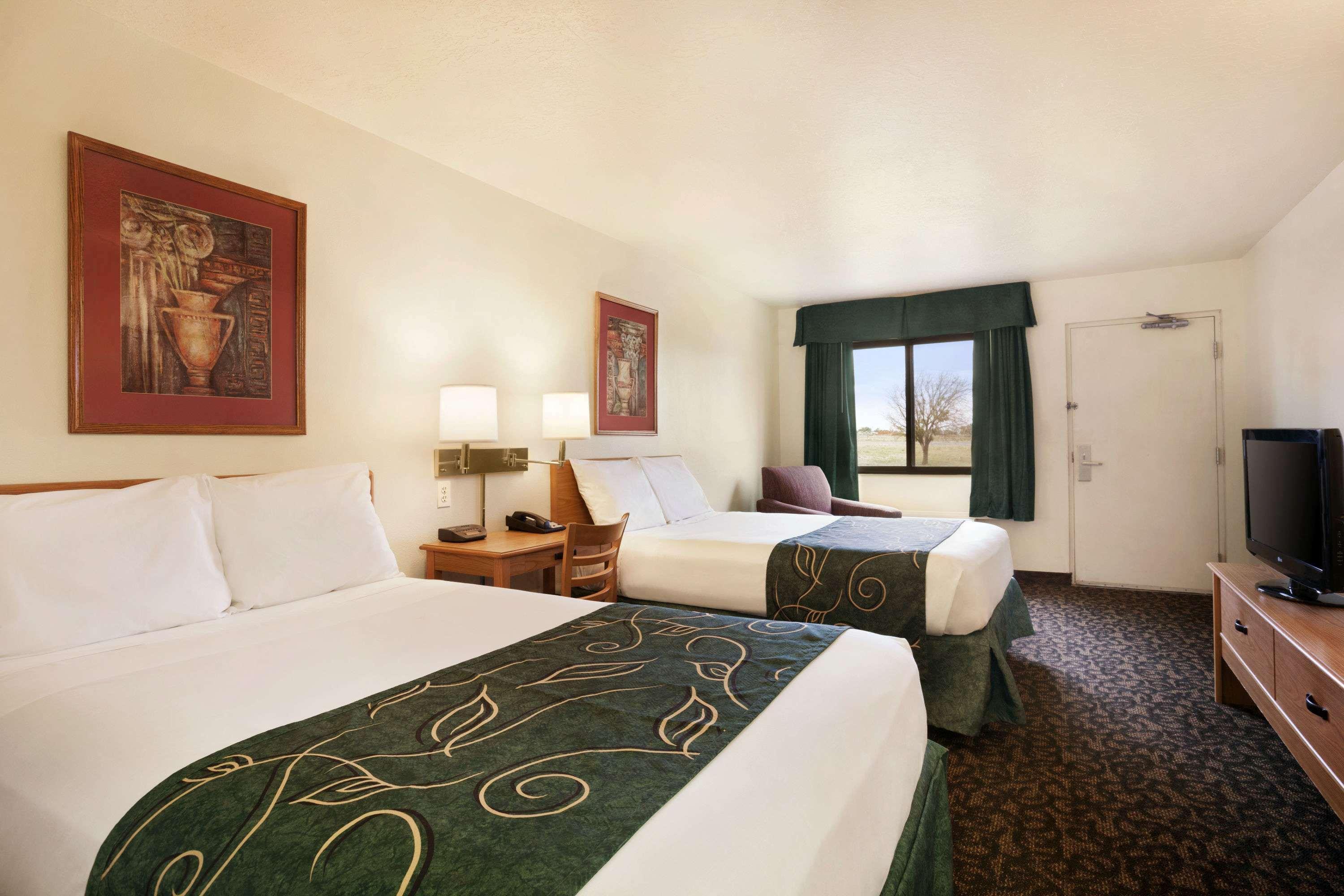 Travelodge By Wyndham Vaughn Dış mekan fotoğraf