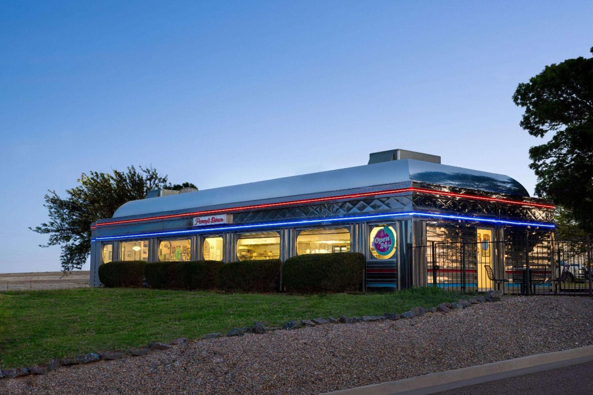 Travelodge By Wyndham Vaughn Dış mekan fotoğraf