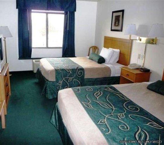 Travelodge By Wyndham Vaughn Oda fotoğraf